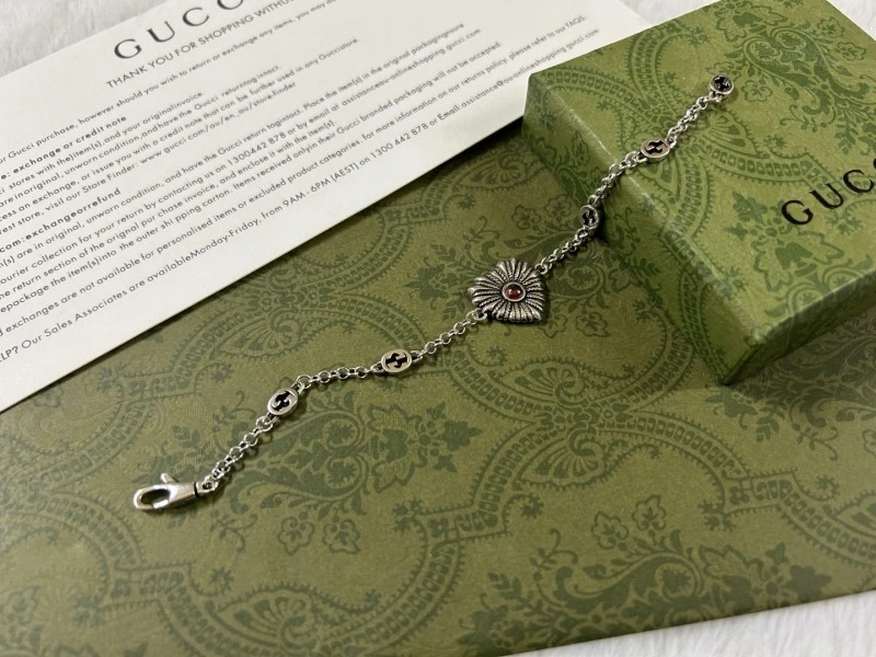 Gucci Bracelets SmoothTexture 243777