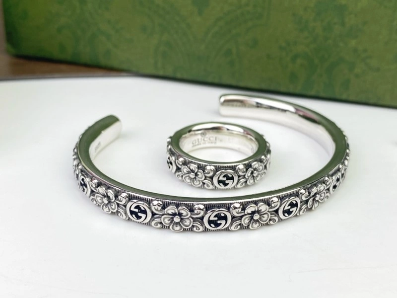 Gucci Bracelets WeatherProof 243772