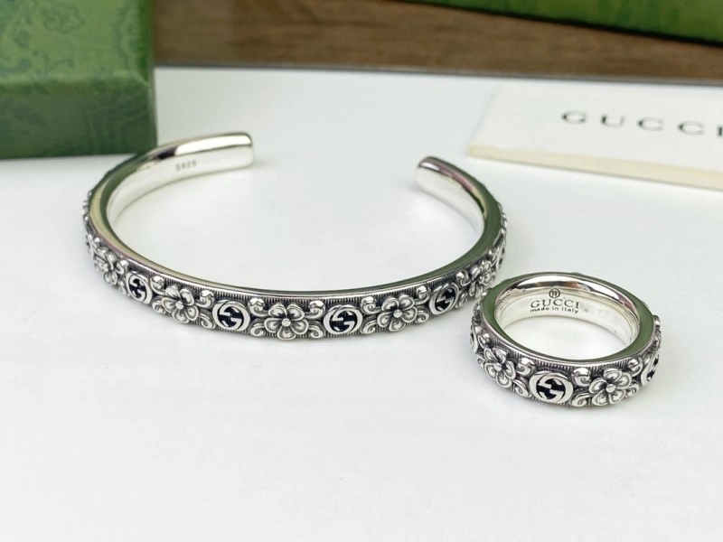 Gucci Bracelets WeatherProof 243772