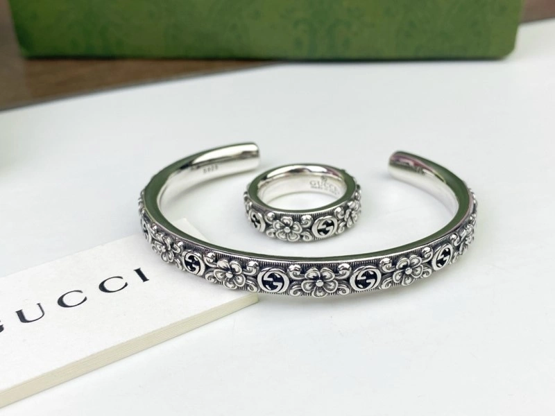 Gucci Bracelets WeatherProof 243772