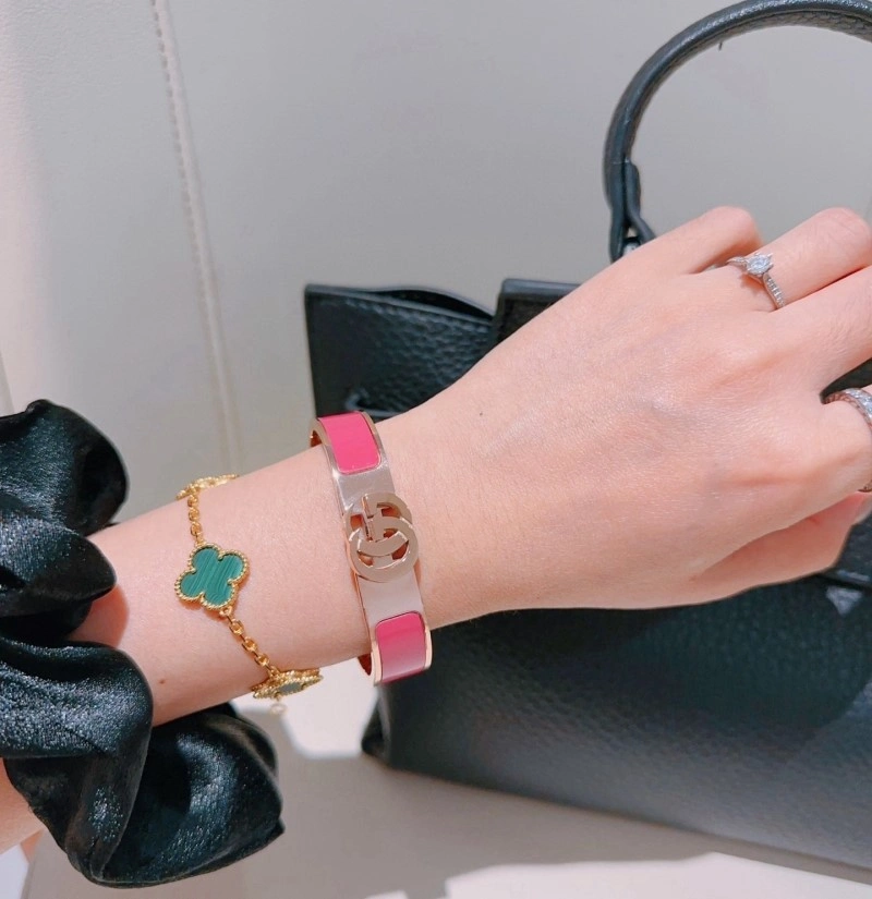 Gucci Bracelets AllSeason 243769