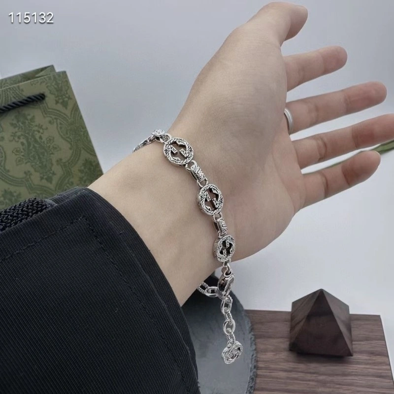Elegant Gucci Bracelets 243770
