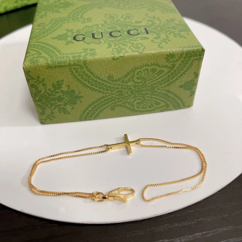 WaterResistant Gucci Bracelets 243443