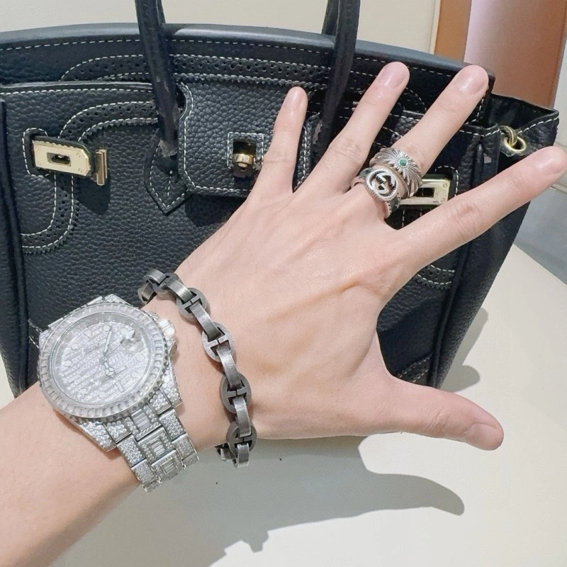 Gucci Bracelets SmoothTexture 243441