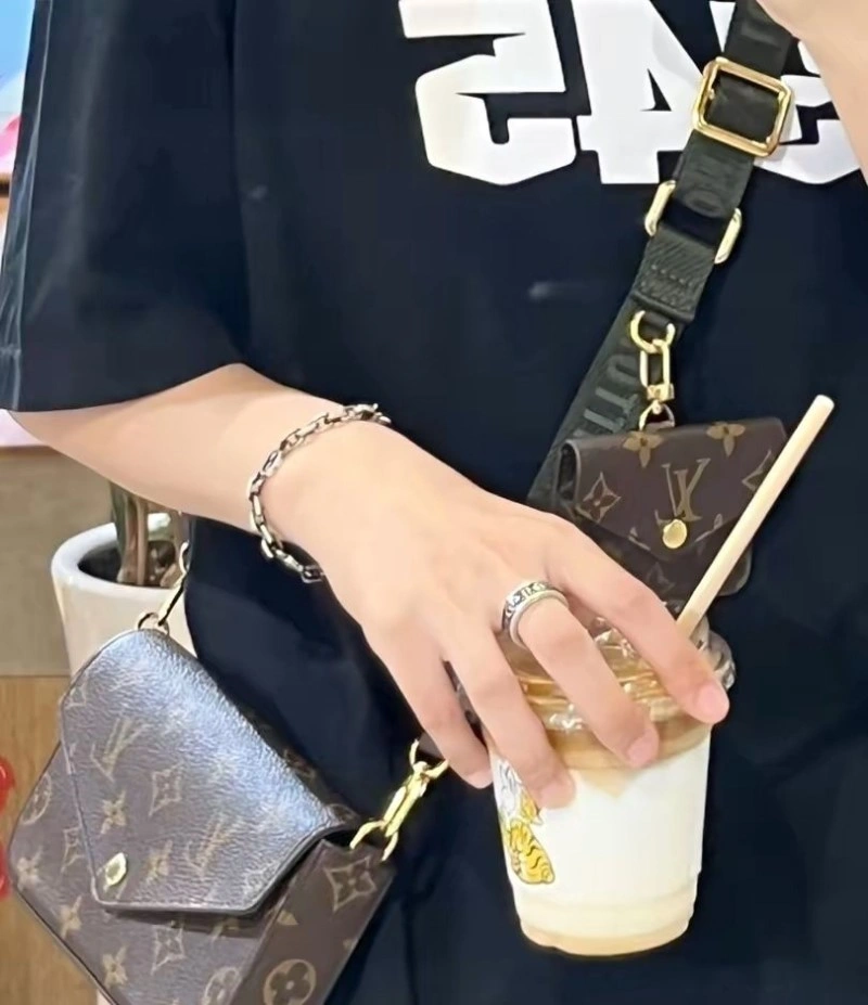 Premium Gucci Bracelets 243426