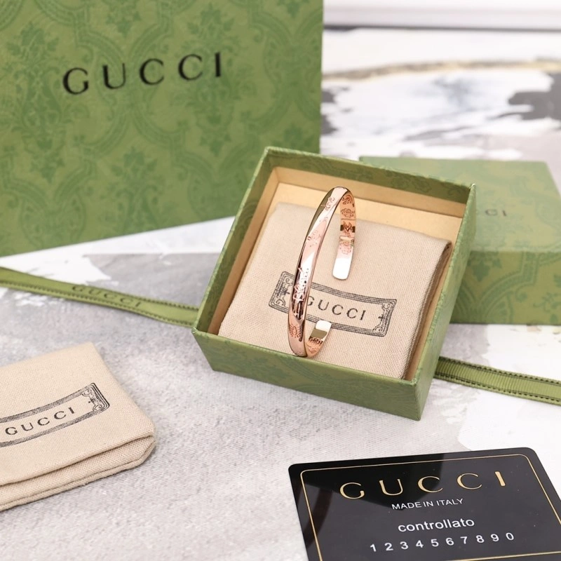 UrbanChic Gucci Bracelets 243421