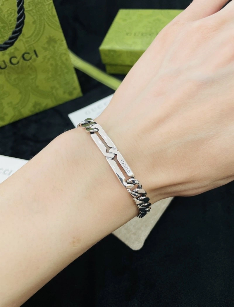 Chic Gucci Bracelets 243420