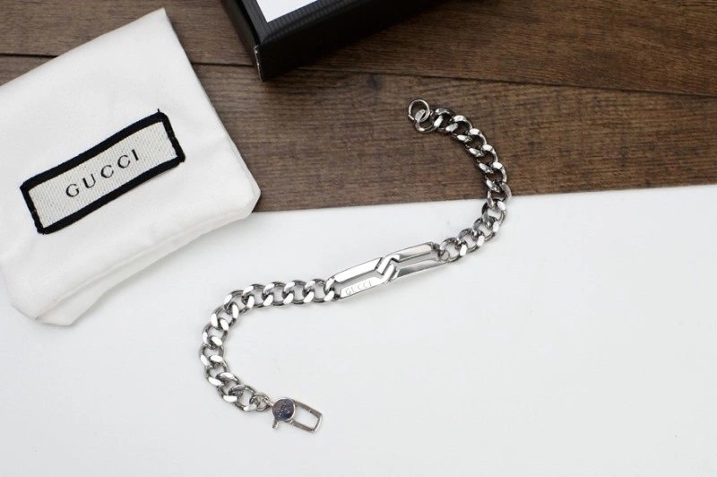 Chic Gucci Bracelets 243420