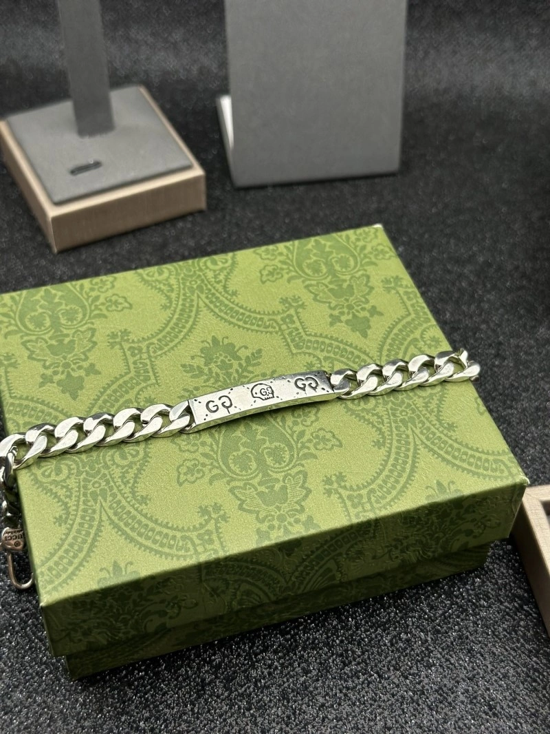 Gucci Bracelets SmoothTexture 243400