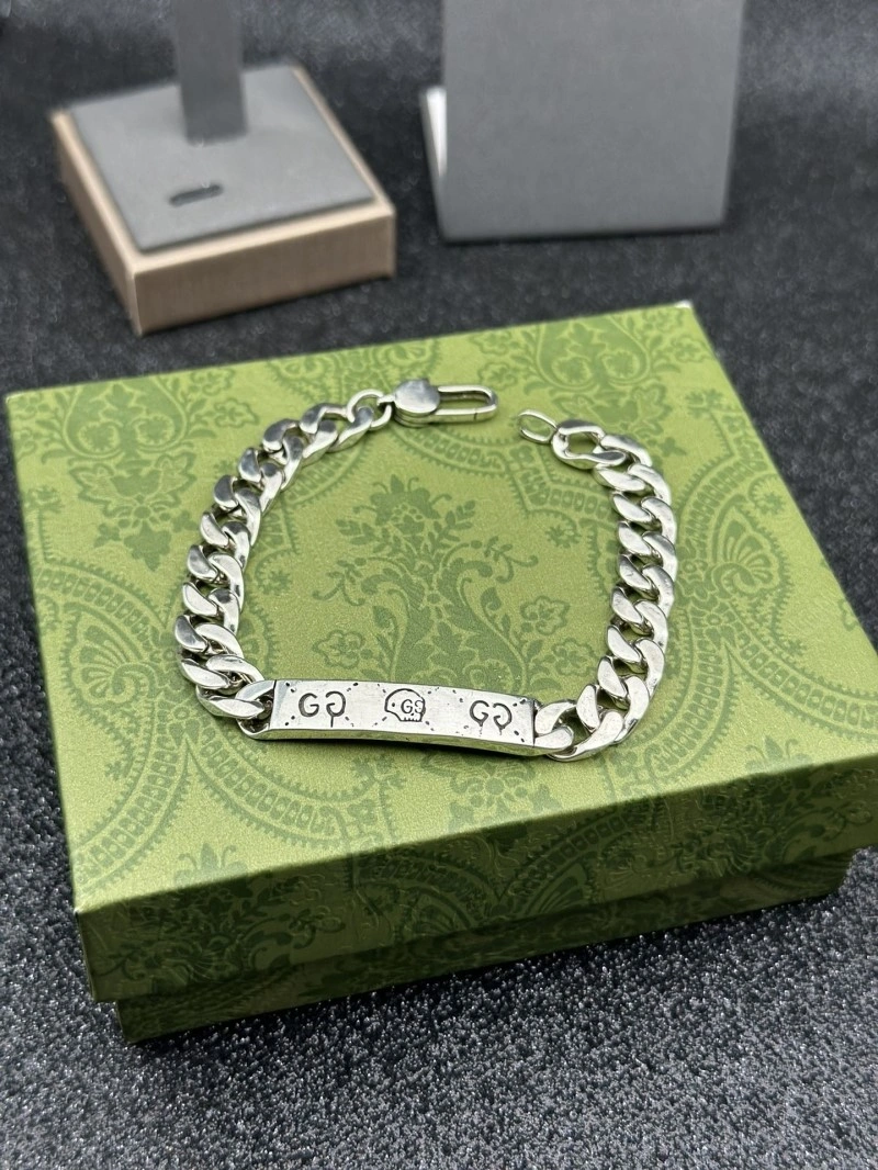 Gucci Bracelets SmoothTexture 243400