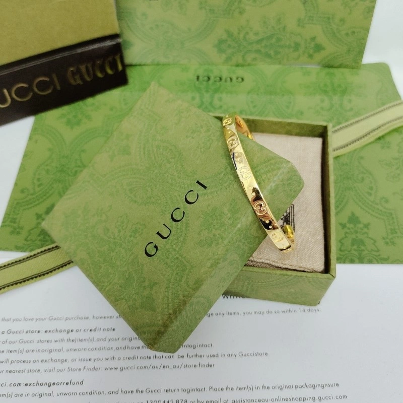 Minimalist Gucci Bracelets 243398