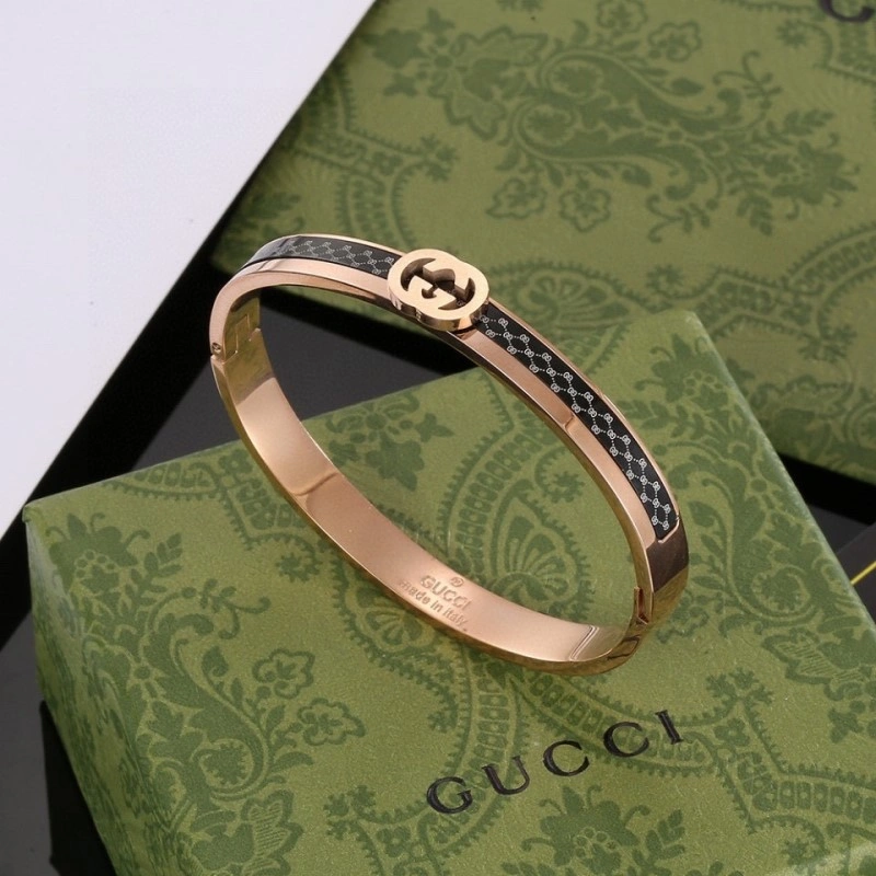 Supportive Gucci Bracelets 243392