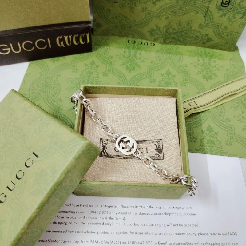 Minimalist Gucci Bracelets 243409