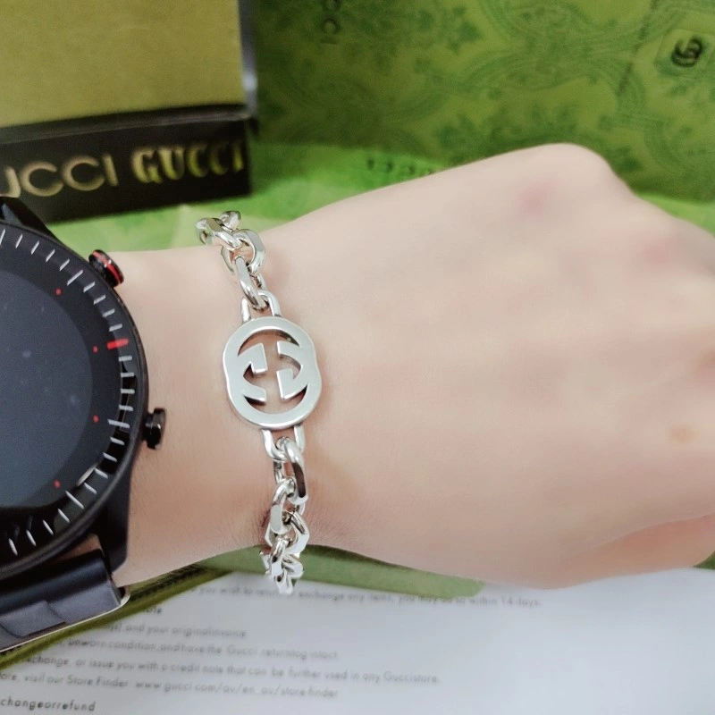 Minimalist Gucci Bracelets 243409