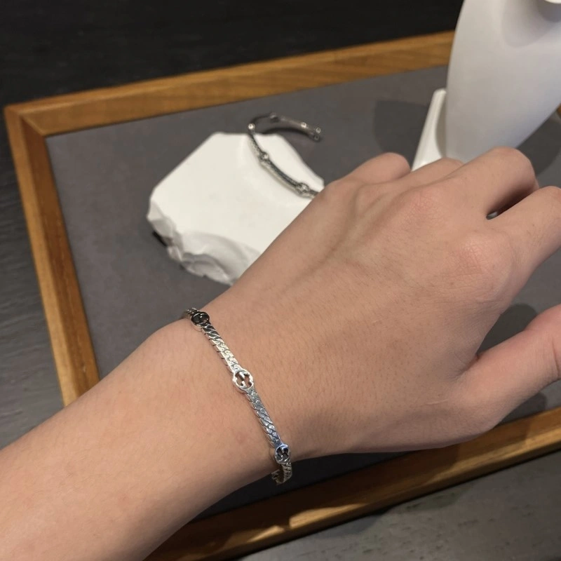 SmoothTexture Gucci Bracelets 243372