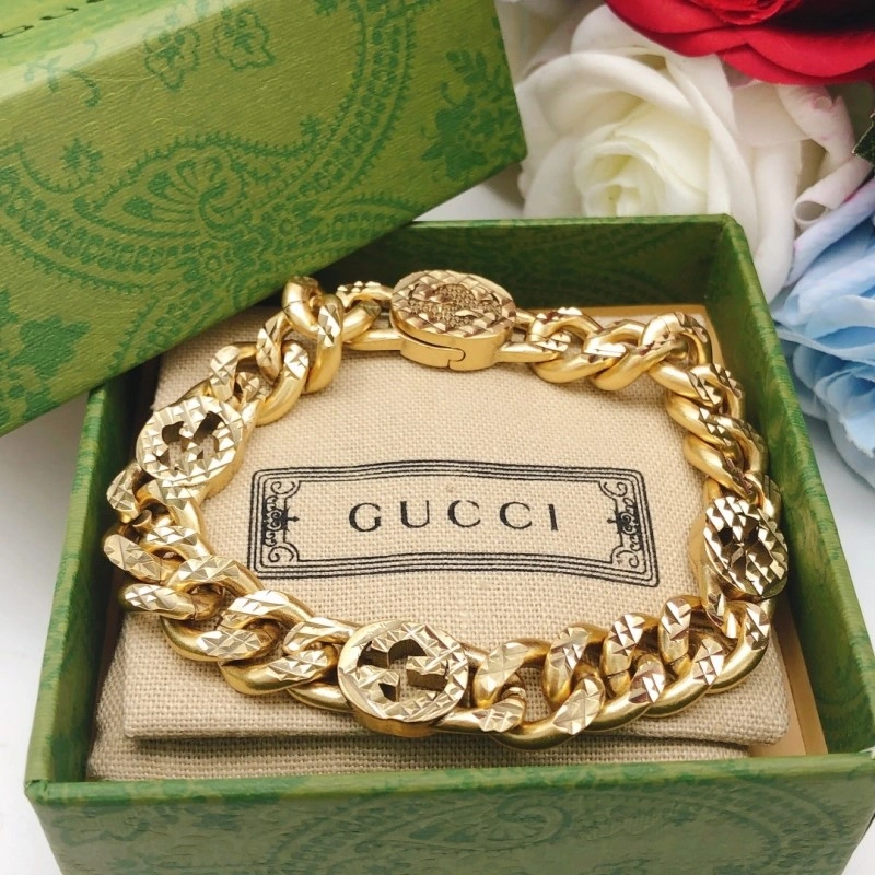 Gucci Bracelets Sleek 243351