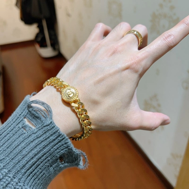Upgraded Gucci Bracelets 243325