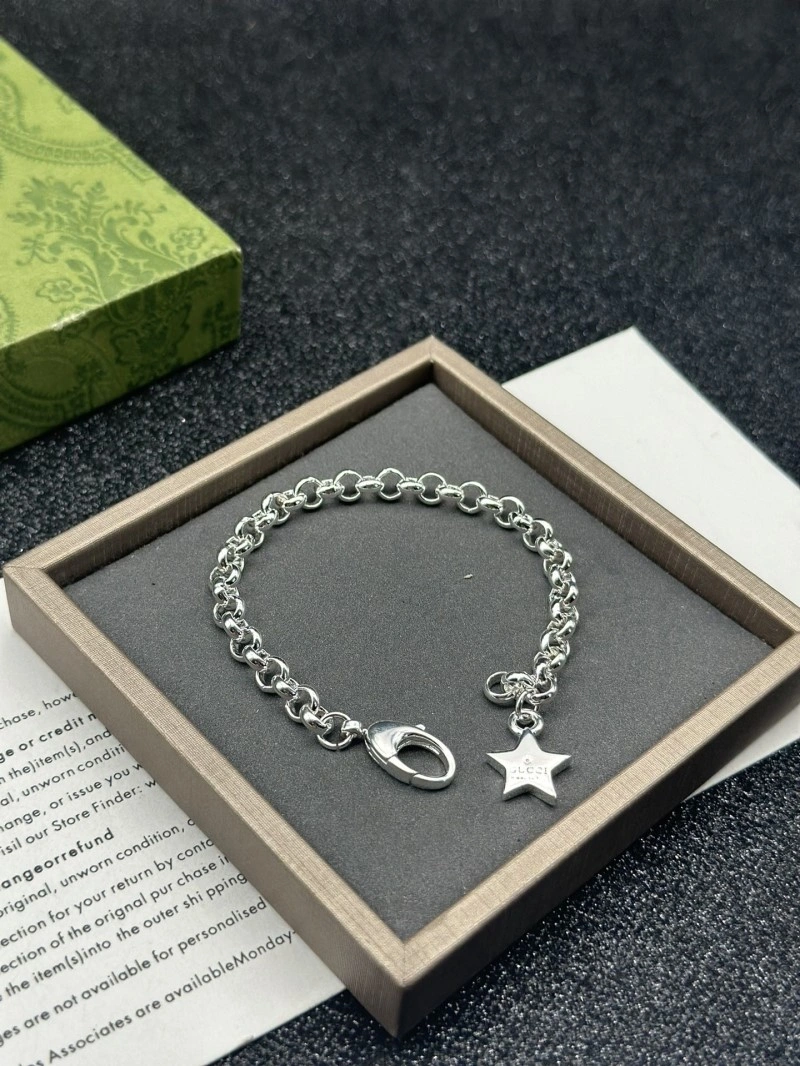 Tailored Gucci Bracelets 243304