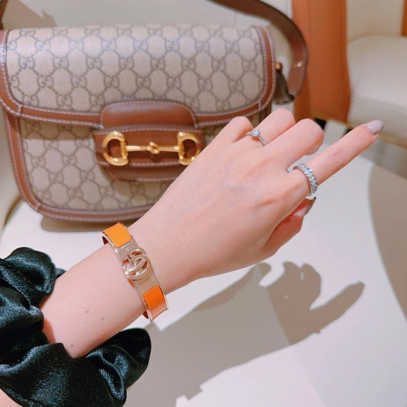 Resilient Gucci Bracelets 243297