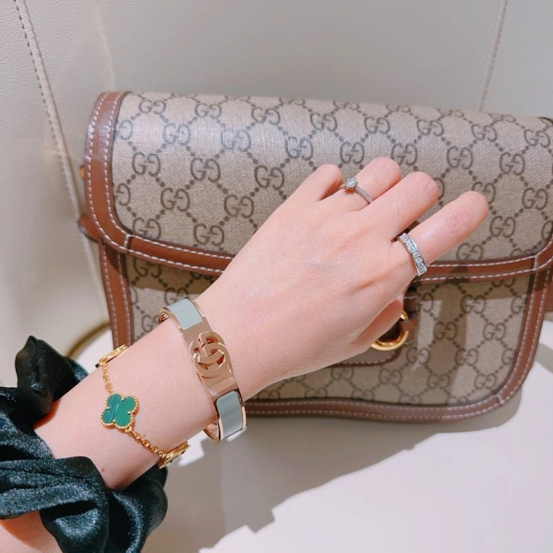Gucci Bracelets Timeless 243298