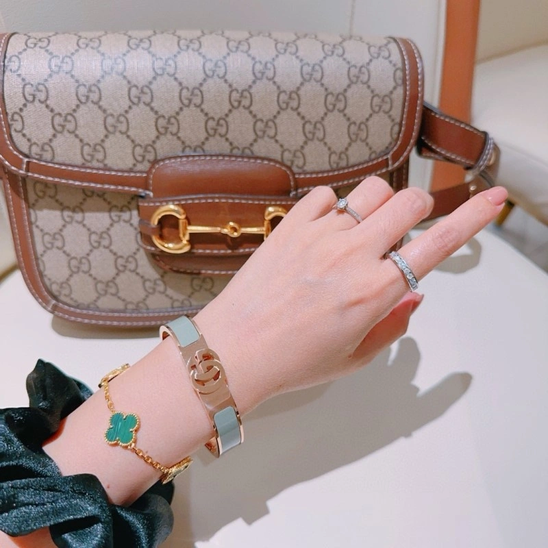 Gucci Bracelets Timeless 243298