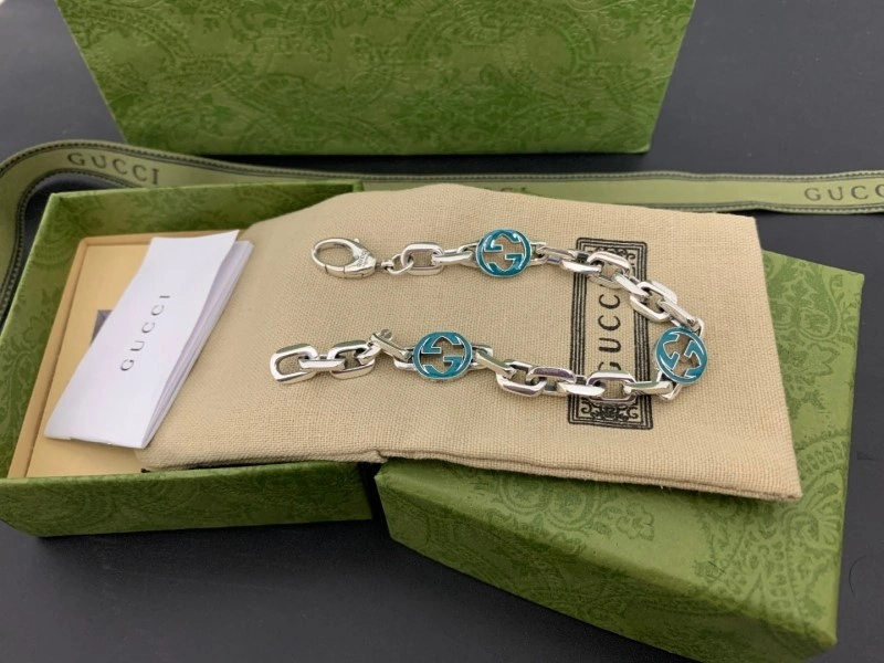 RelaxedFit Gucci Bracelets 243284