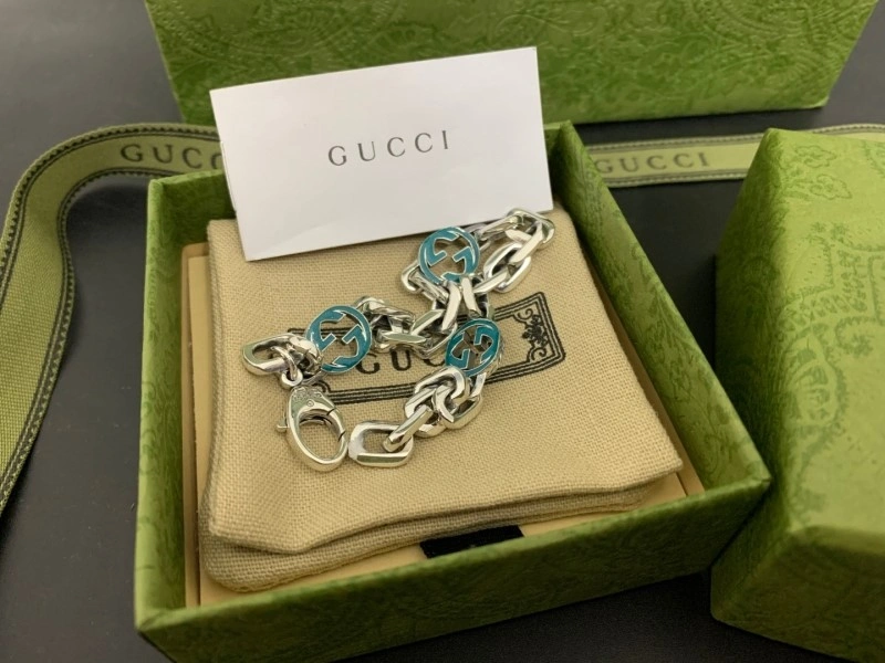 RelaxedFit Gucci Bracelets 243284