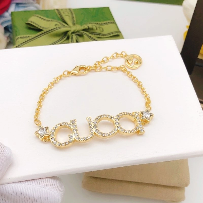 Chic Gucci Bracelets 243267