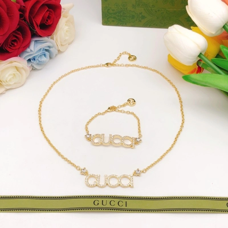 Chic Gucci Bracelets 243267