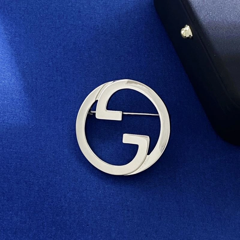 Effortless Gucci Brooches 246013