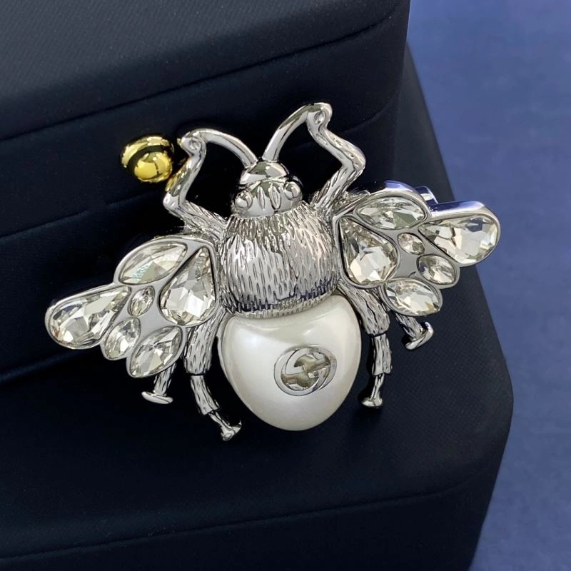Gucci Brooches Vibrant 246618