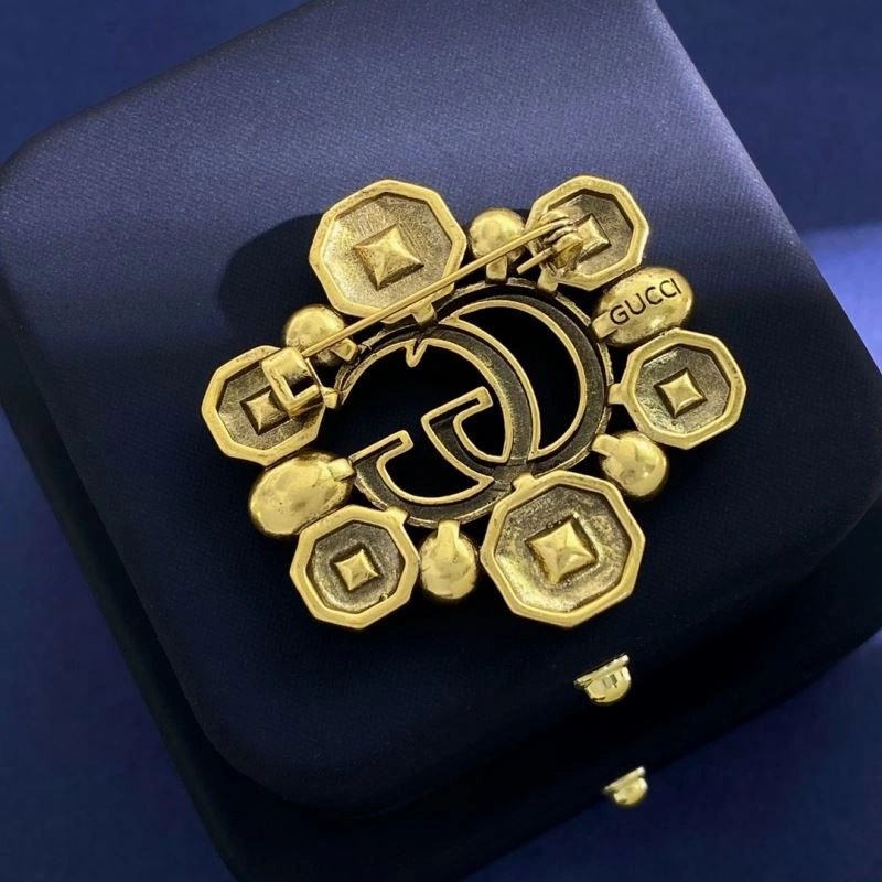 Gucci Brooches Lightweight 246616