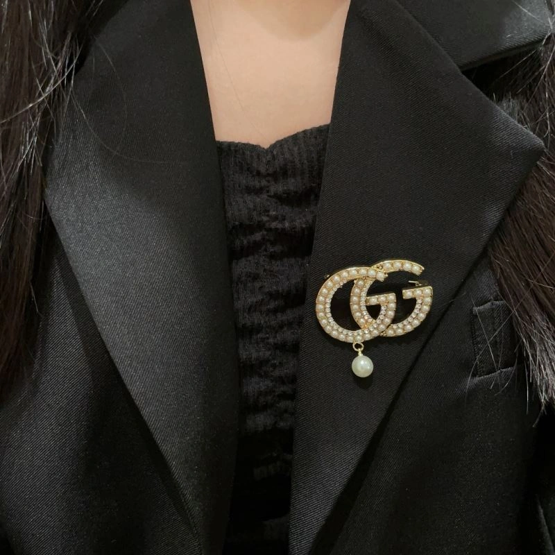 Gucci Brooches Premium 245171
