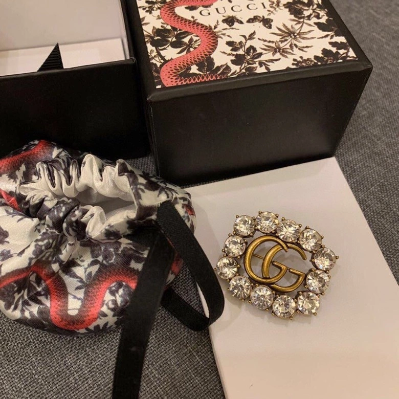 Unique Gucci Brooches 245147