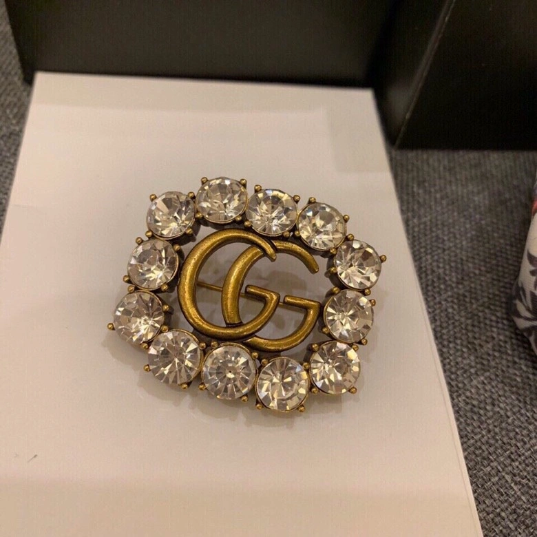 Unique Gucci Brooches 245147
