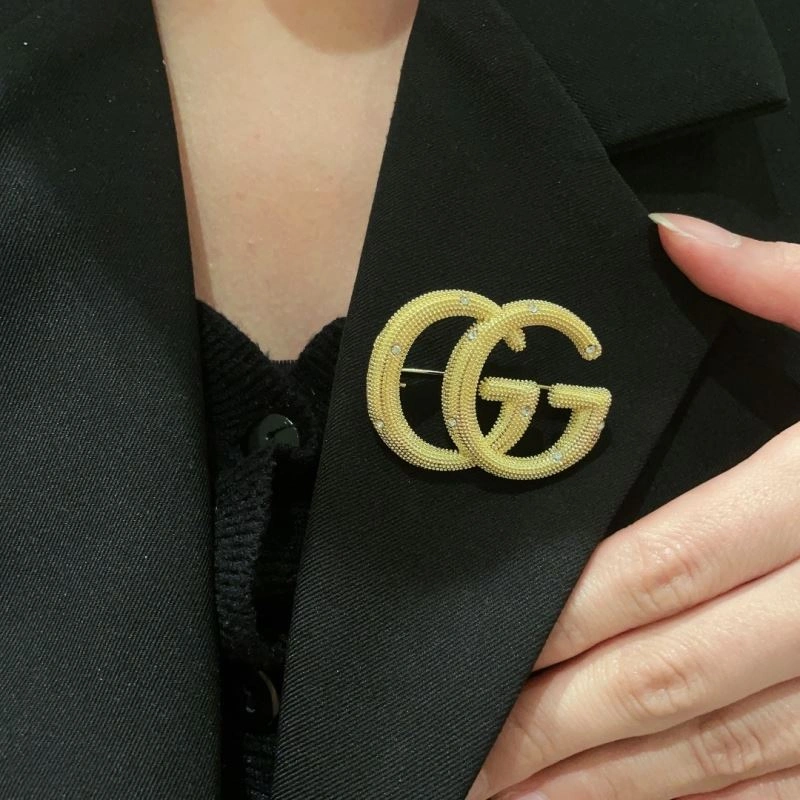 MultiPurpose Gucci Brooches 244828
