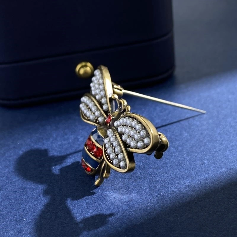 SmoothTexture Gucci Brooches 244346