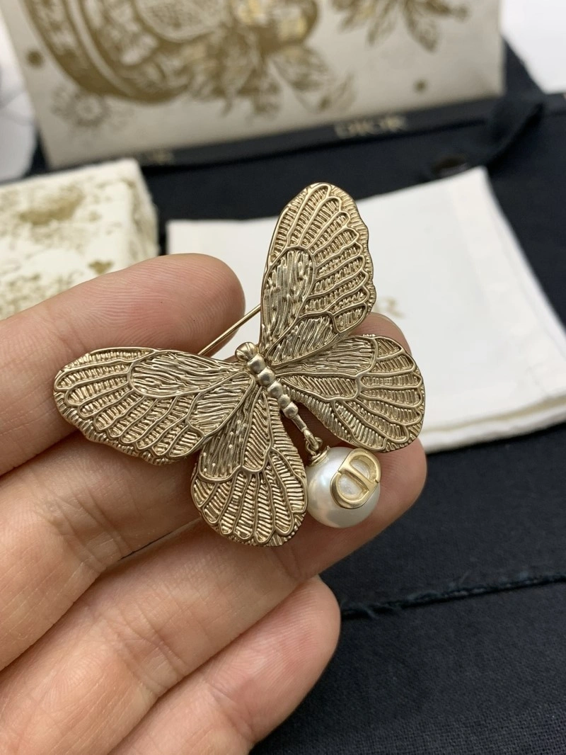 Gucci Brooches TechFriendly 243731