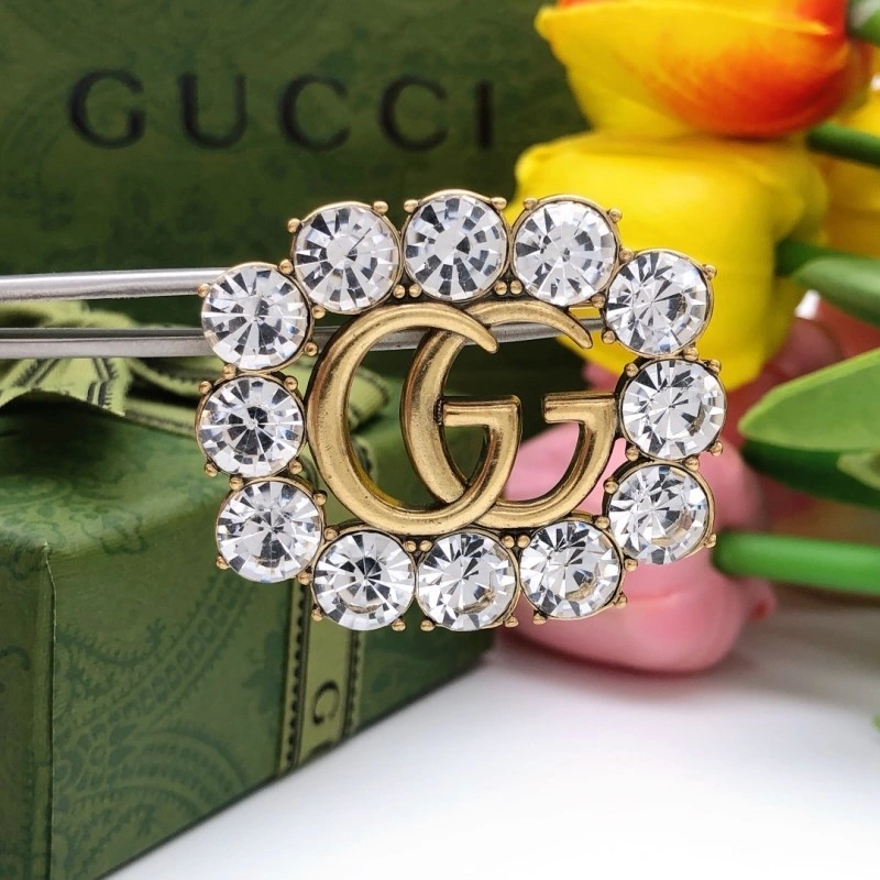 Gucci Brooches Versatile 243257