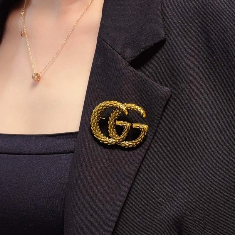 Gucci Brooches UrbanChic 243248