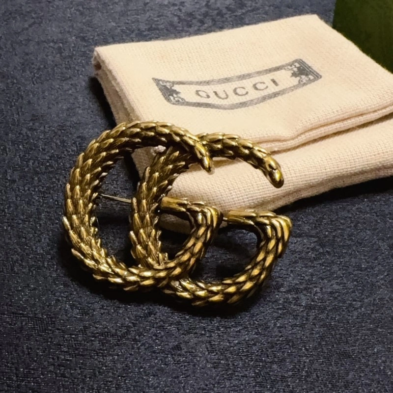Gucci Brooches UrbanChic 243248