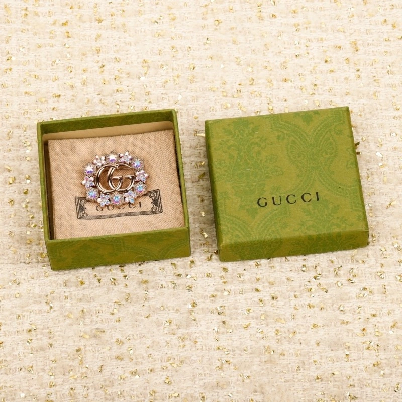 Gucci Brooches Breathable 243246