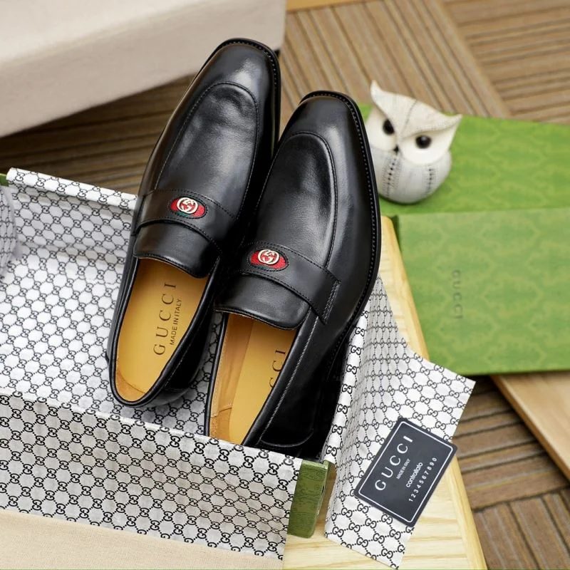 Flexible Gucci Business Shoes 24212