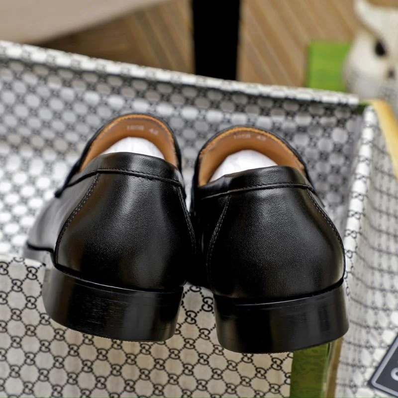 Flexible Gucci Business Shoes 24212