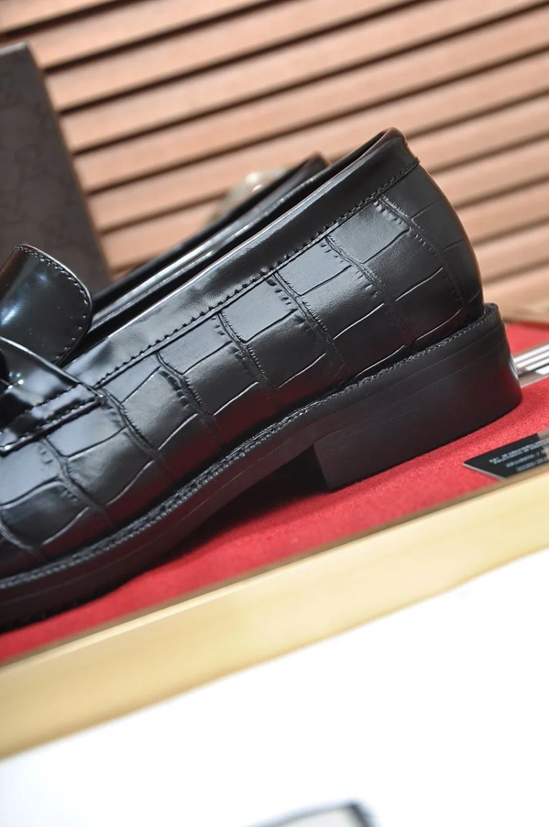 Sporty Gucci Business Shoes 25853