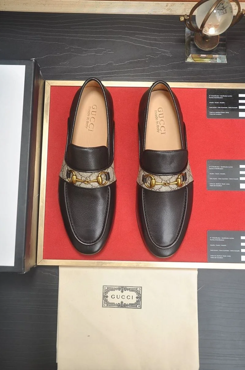 Sporty Gucci Business Shoes 25846