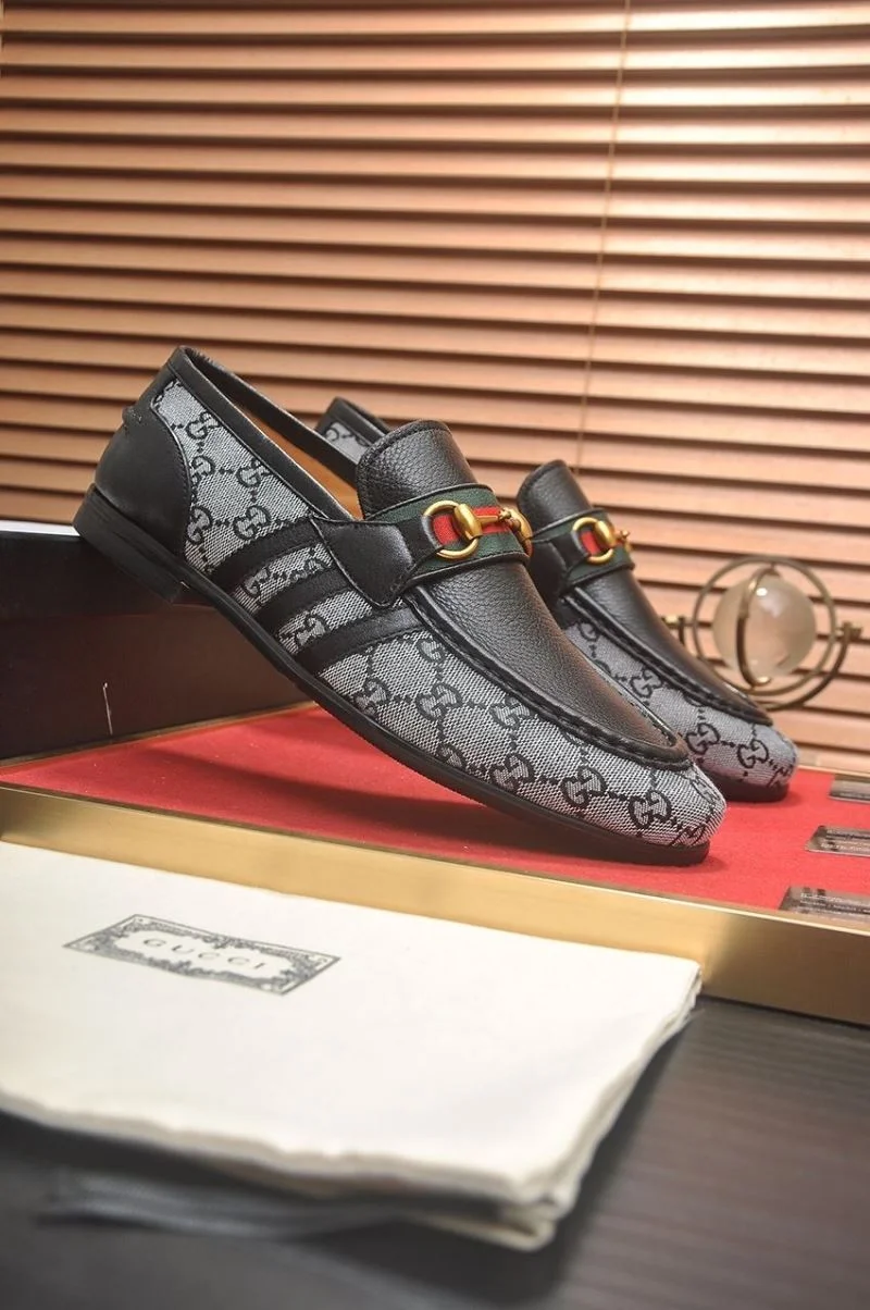 Functional Gucci Business Shoes 25933