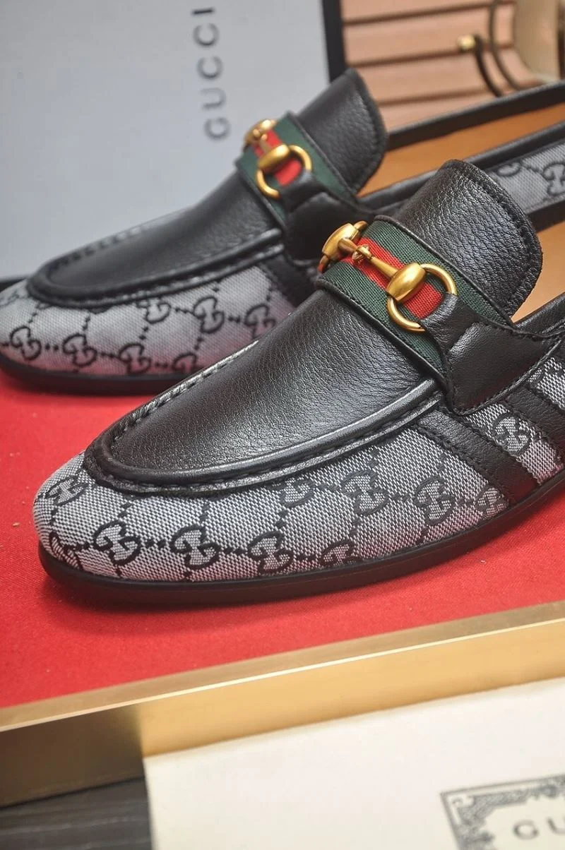 Functional Gucci Business Shoes 25933