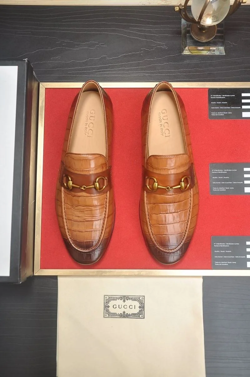 Gucci Business Shoes Resilient 25854