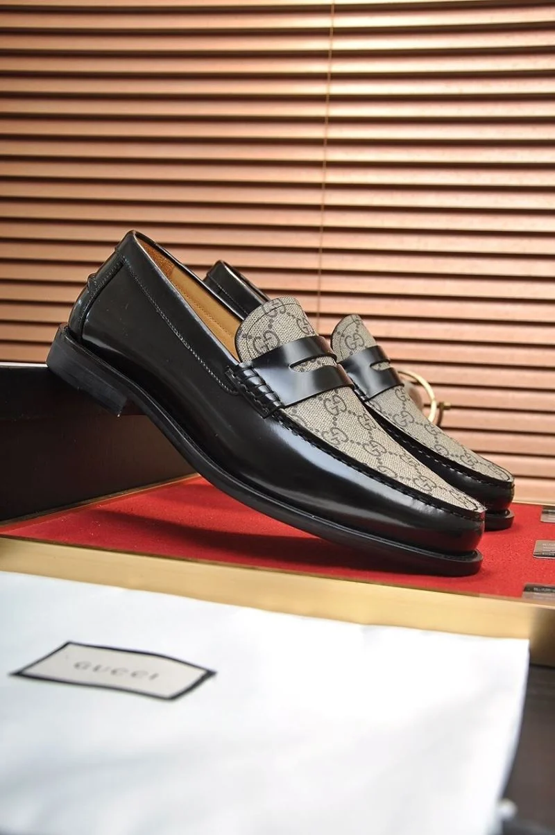 Unisex Gucci Business Shoes 25916